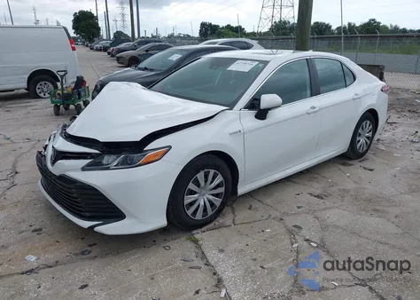 2019 Toyota Camry Hybrid Le из США, поврежденный, VIN 4T1B31HK7KU511496